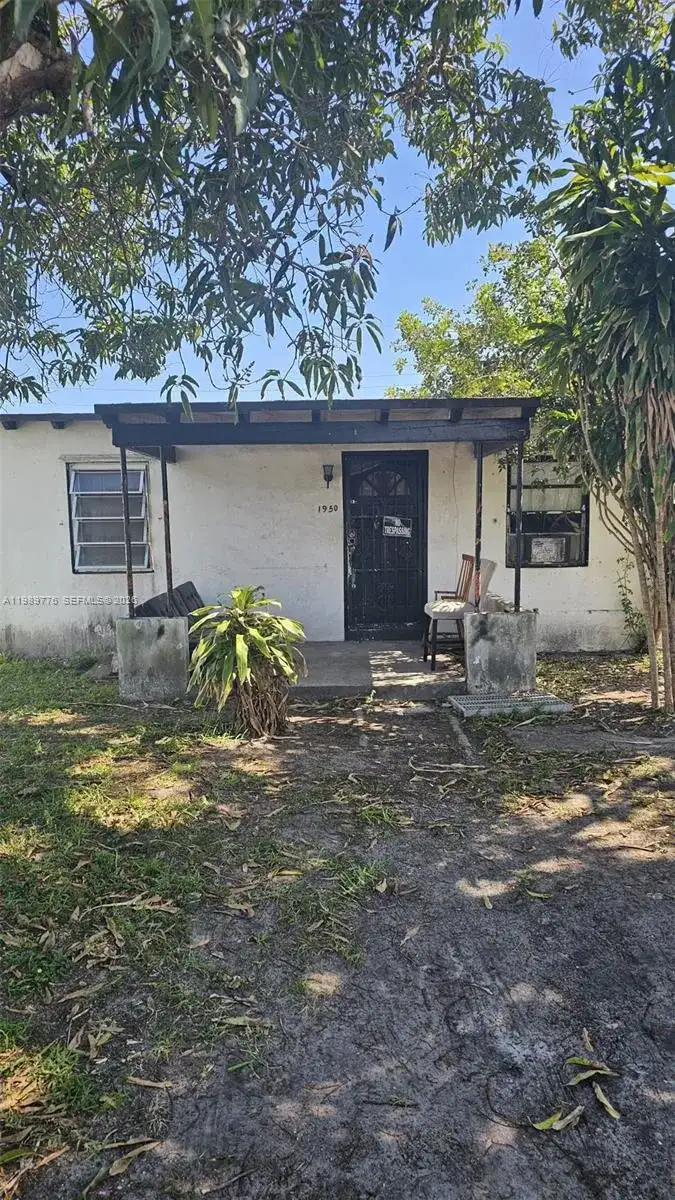 1950 Service Rd, Opa-Locka FL 33054 photo 2