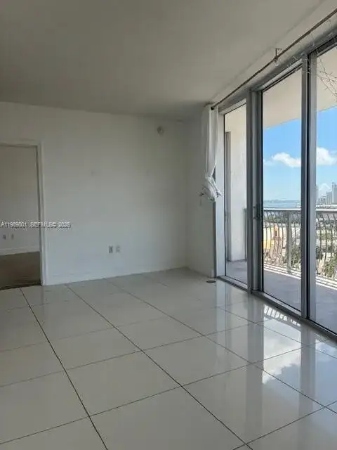 1750 N Bayshore Dr # 1714, Miami FL 33132 photo 2