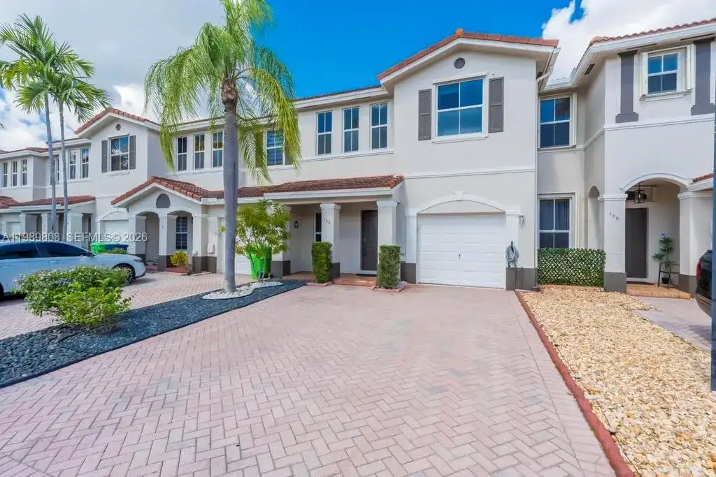 102 Riverwalk Cir, Sunrise FL 33326 photo 2