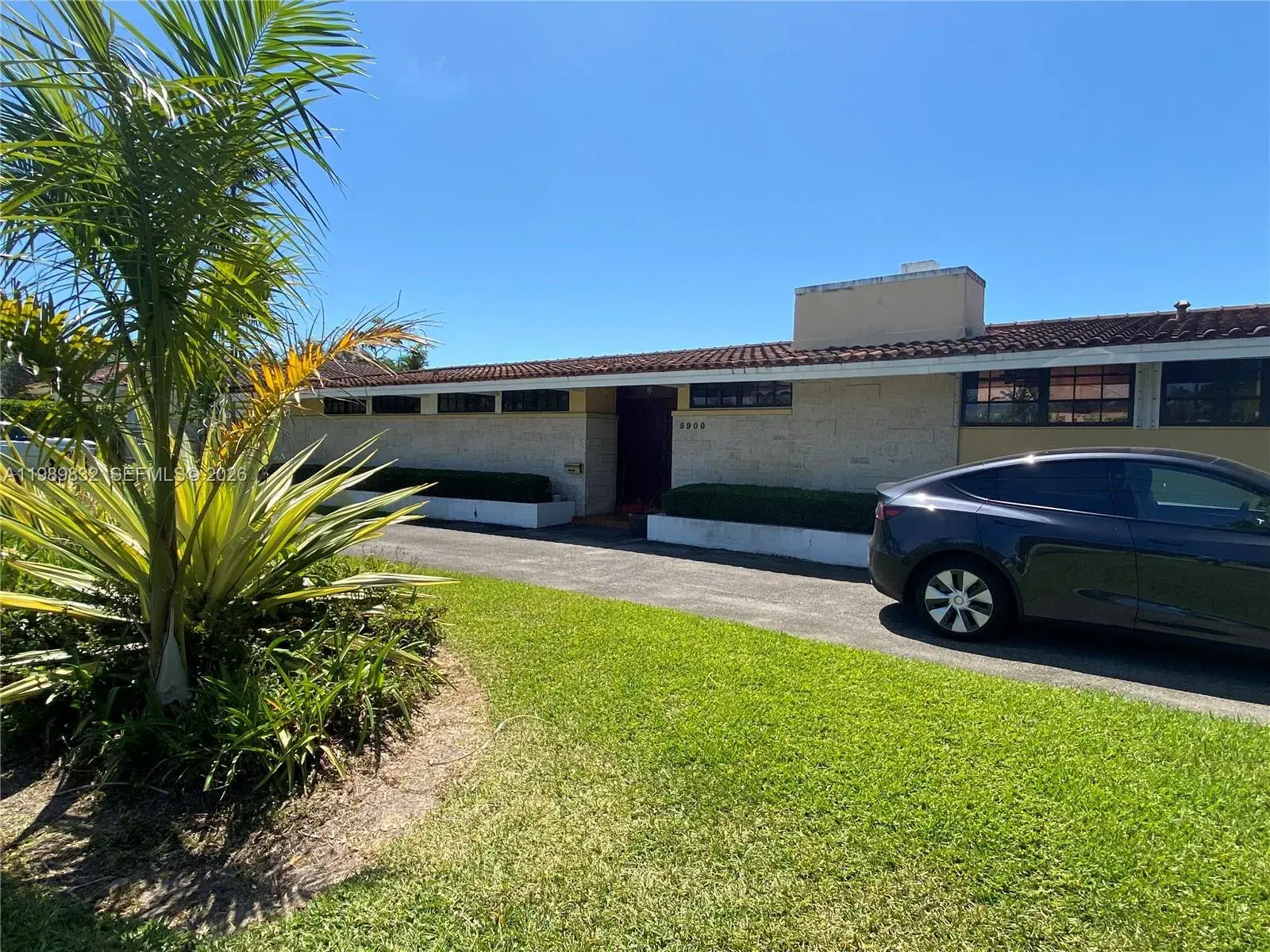 5900 SW 34th St, Miami FL 33155