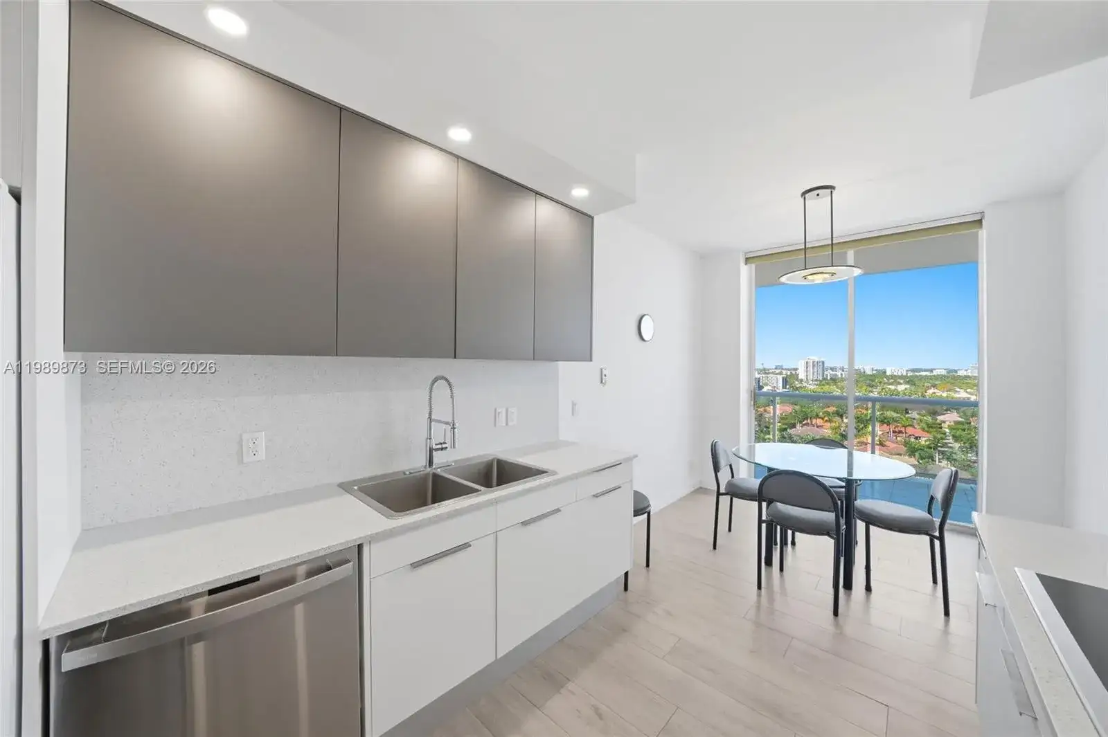 3801 NE 207th St # 1203, Aventura FL 33180 photo 5