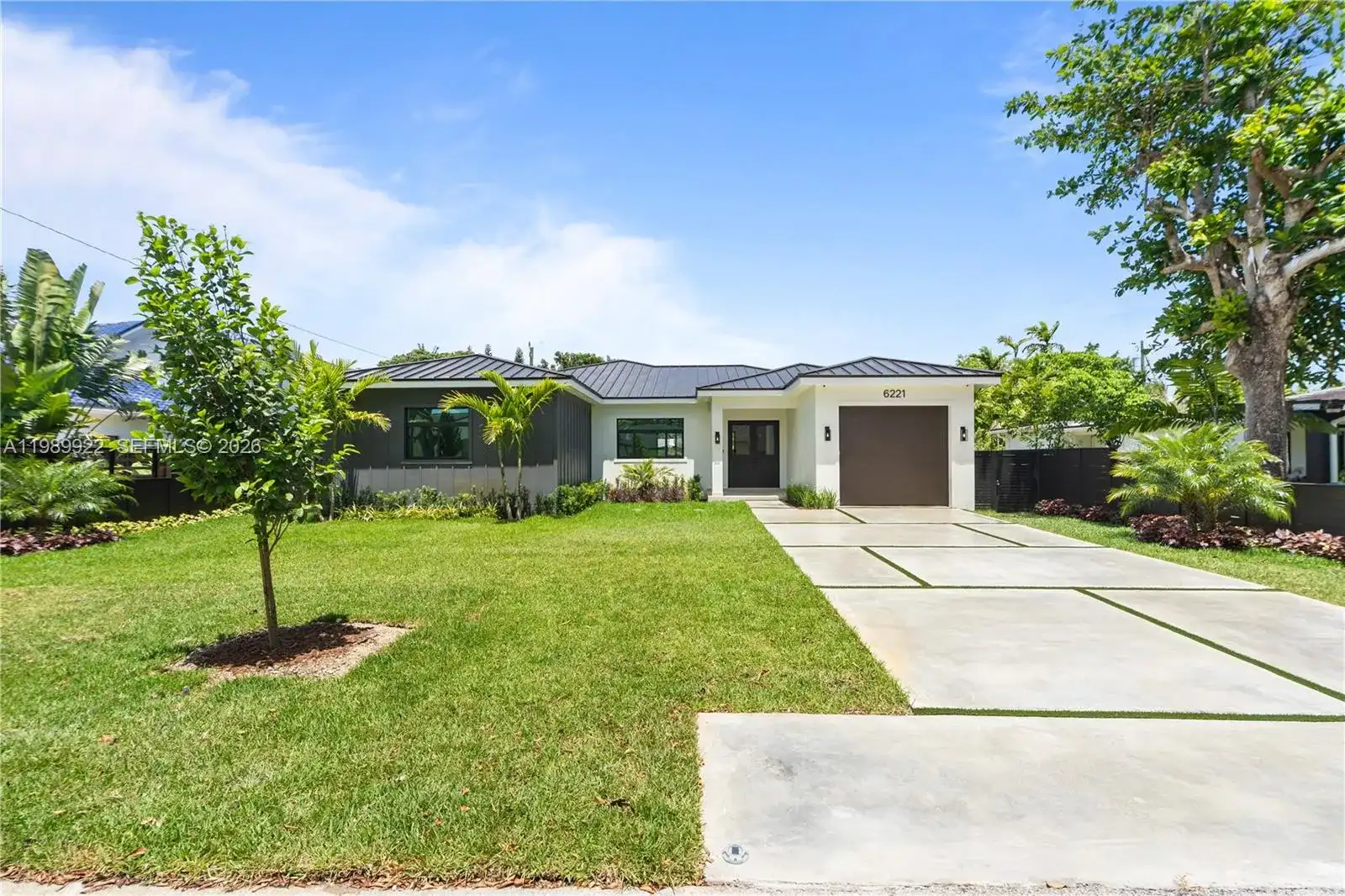 6221 SW 60th St, South Miami FL 33143