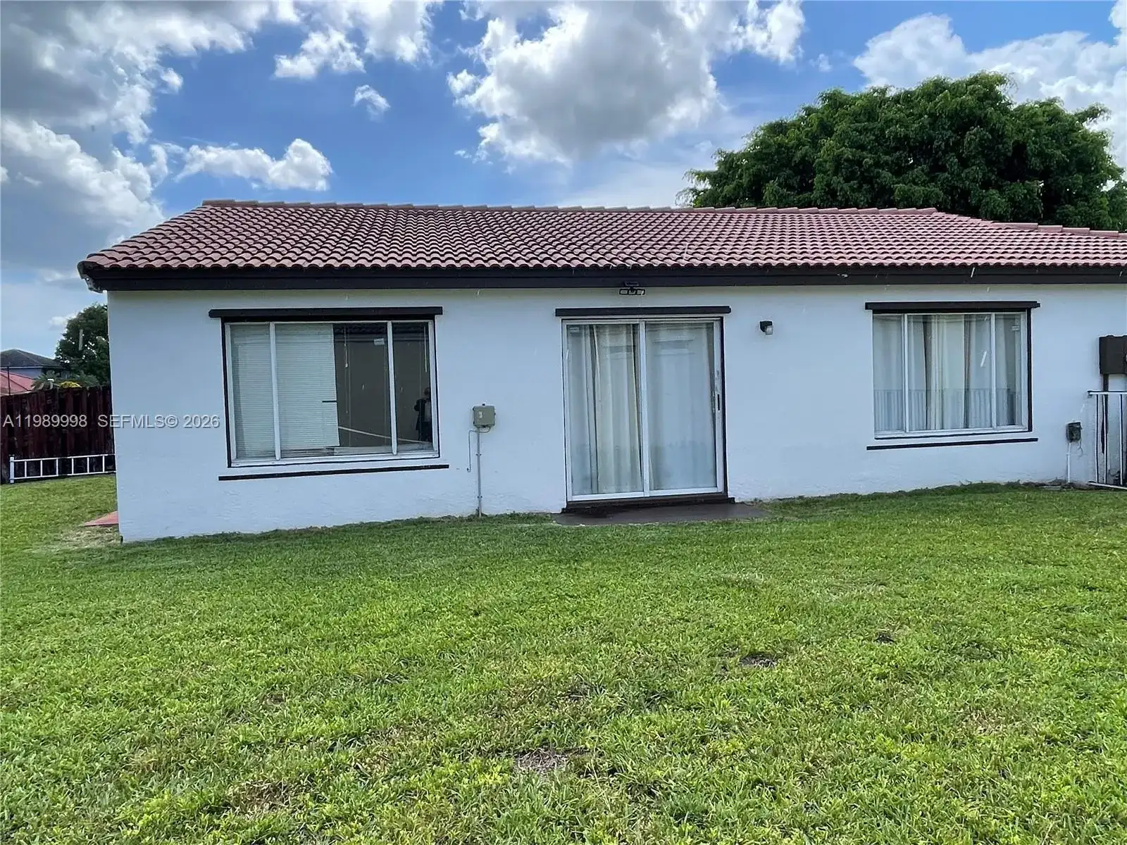 14252 SW 175th Ter, Miami FL 33177 photo 4