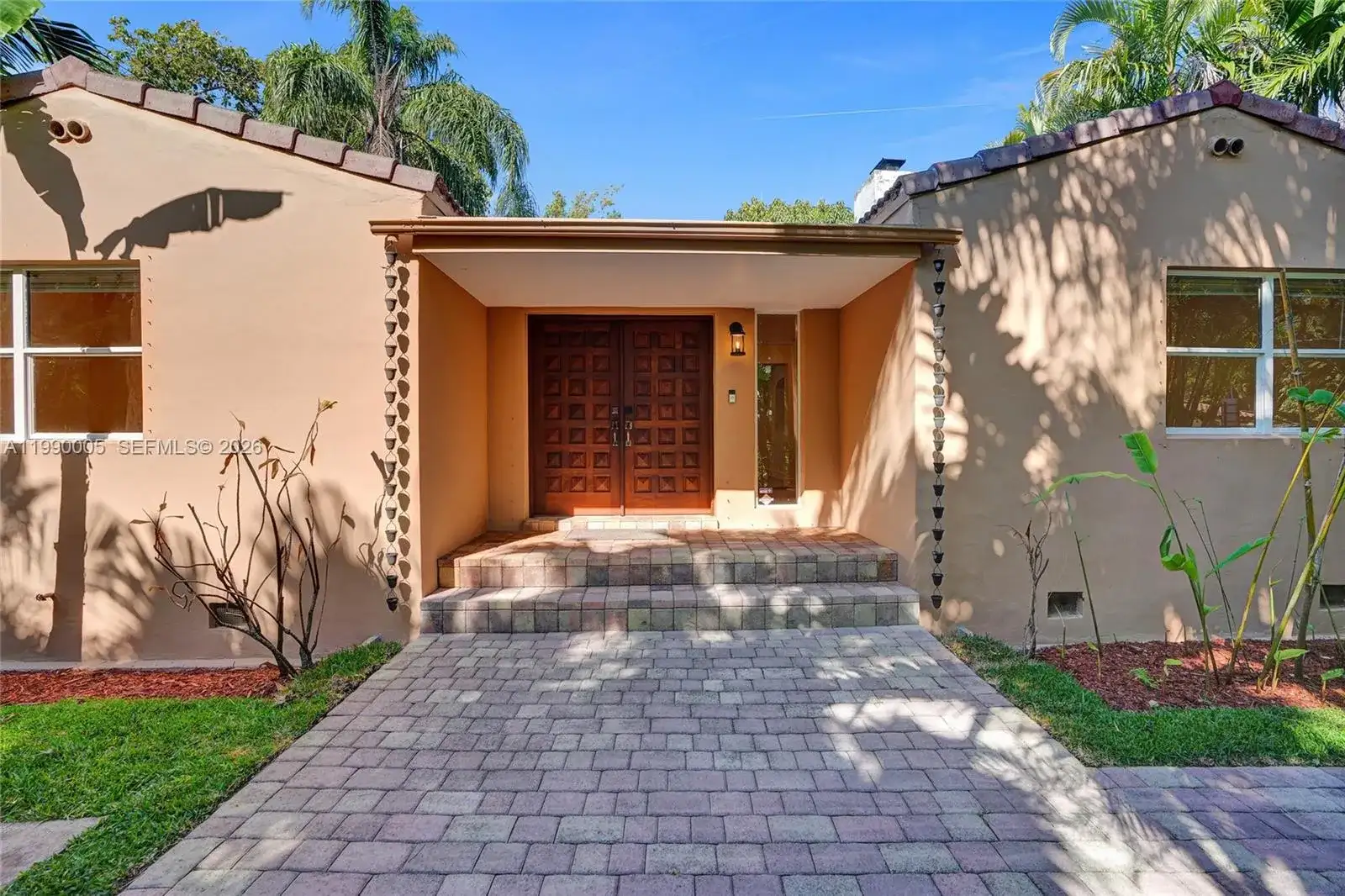 20 NW 101st St, Miami Shores FL 33150 photo 2