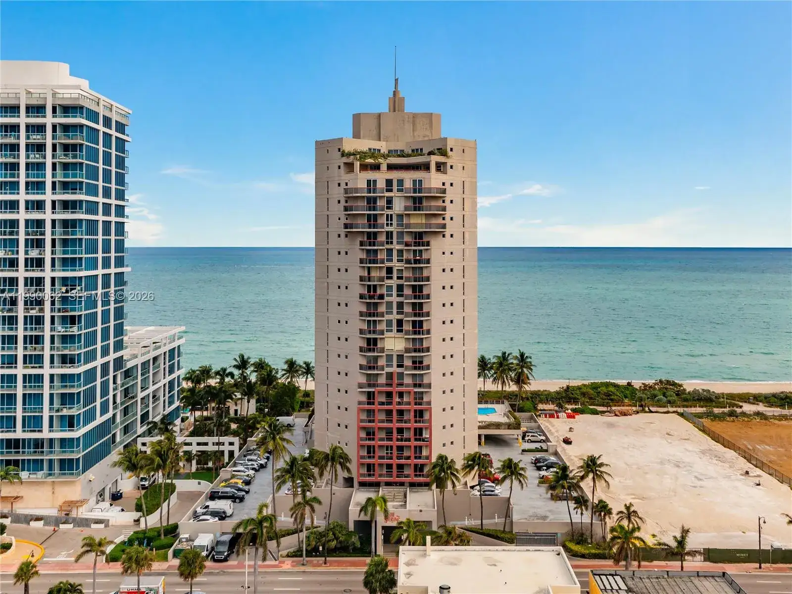 2 bedroom 2 bath Residential for sale at 6767 Collins Ave # 1704, Miami Beach FL 33141