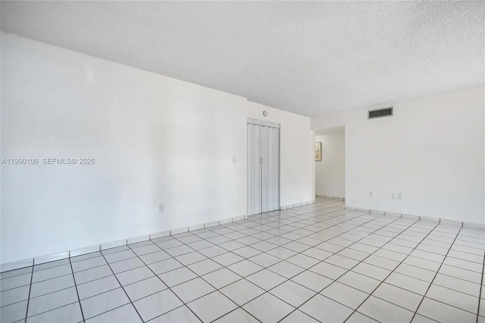 495 W Park Dr # 101, Miami FL 33172 photo 3