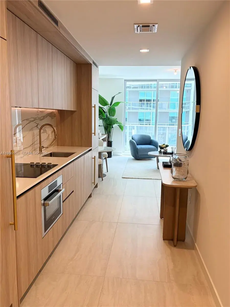1 bath Residential for sale at 77 SE 5th street # 2709, Miami FL 33131