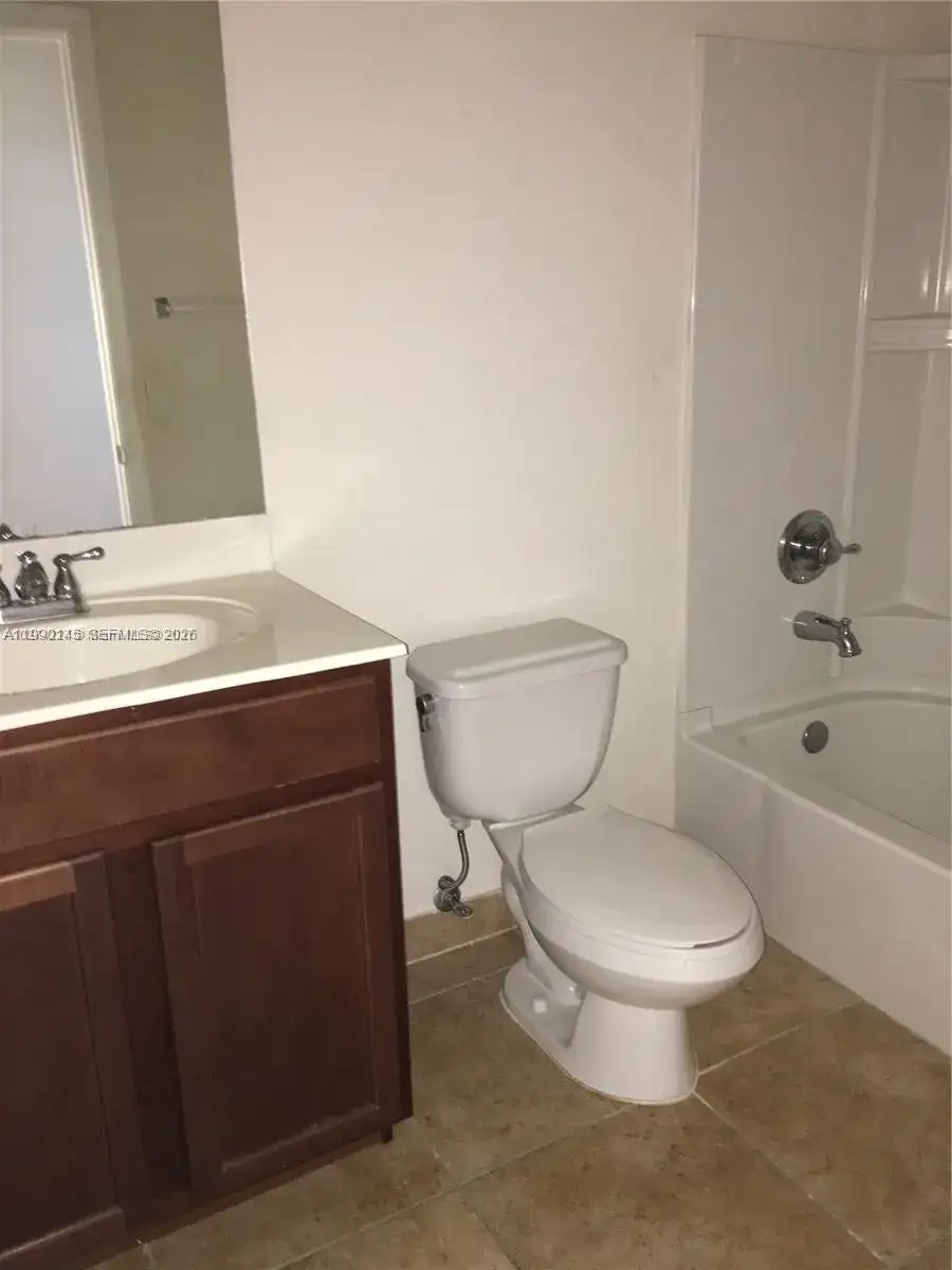 10870 NW 88th Ter # 223, Doral FL 33178 photo 3