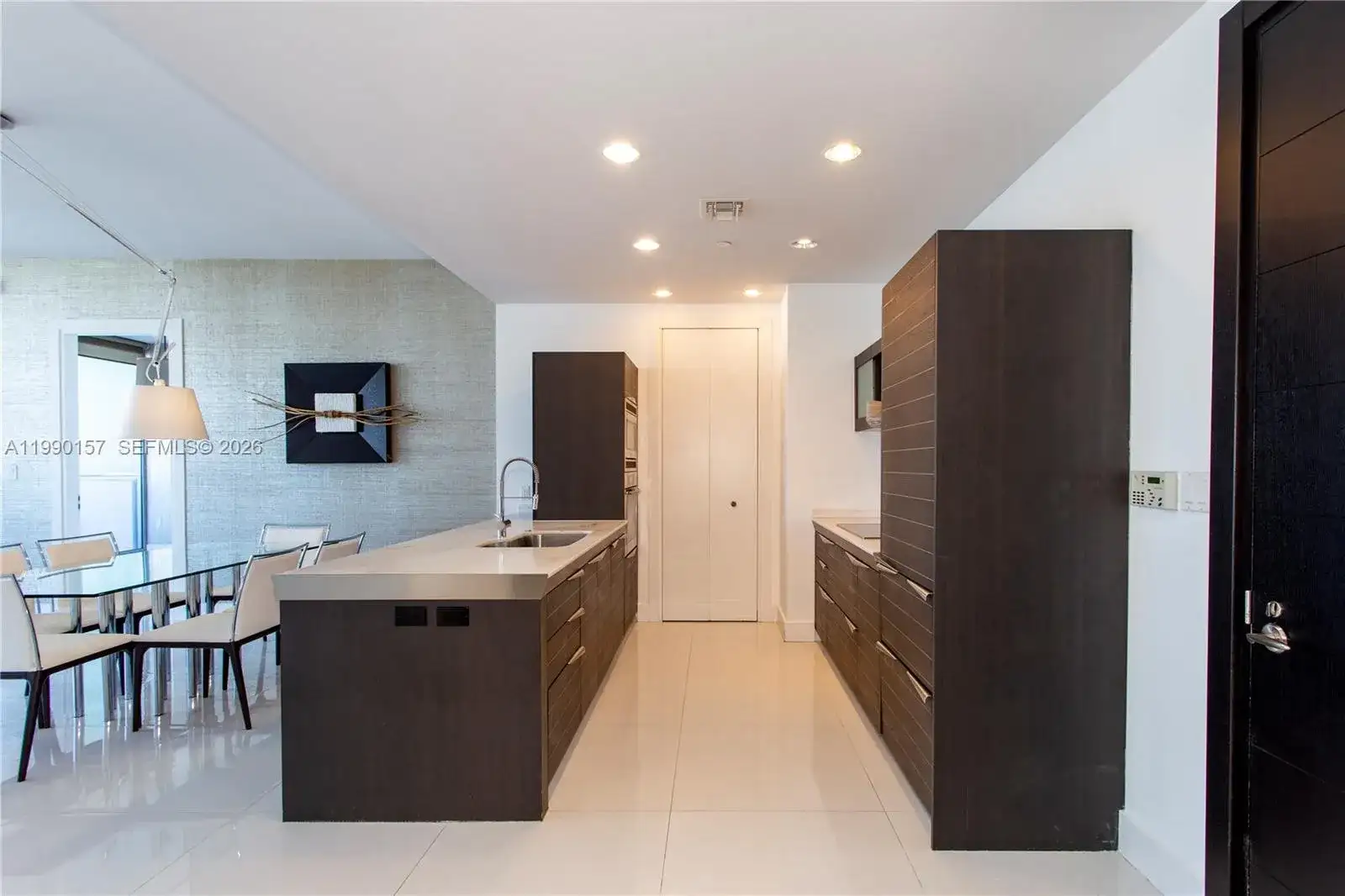 200 BISCAYNE BLVD WY # 4512, Miami FL 33131 photo 5