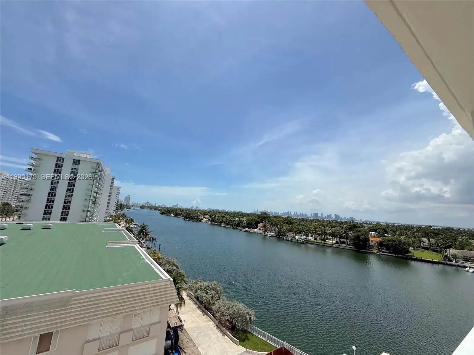 1 bedroom 1 bath Residential for sale at 5838 Collins Ave # 7G, Miami Beach FL 33140