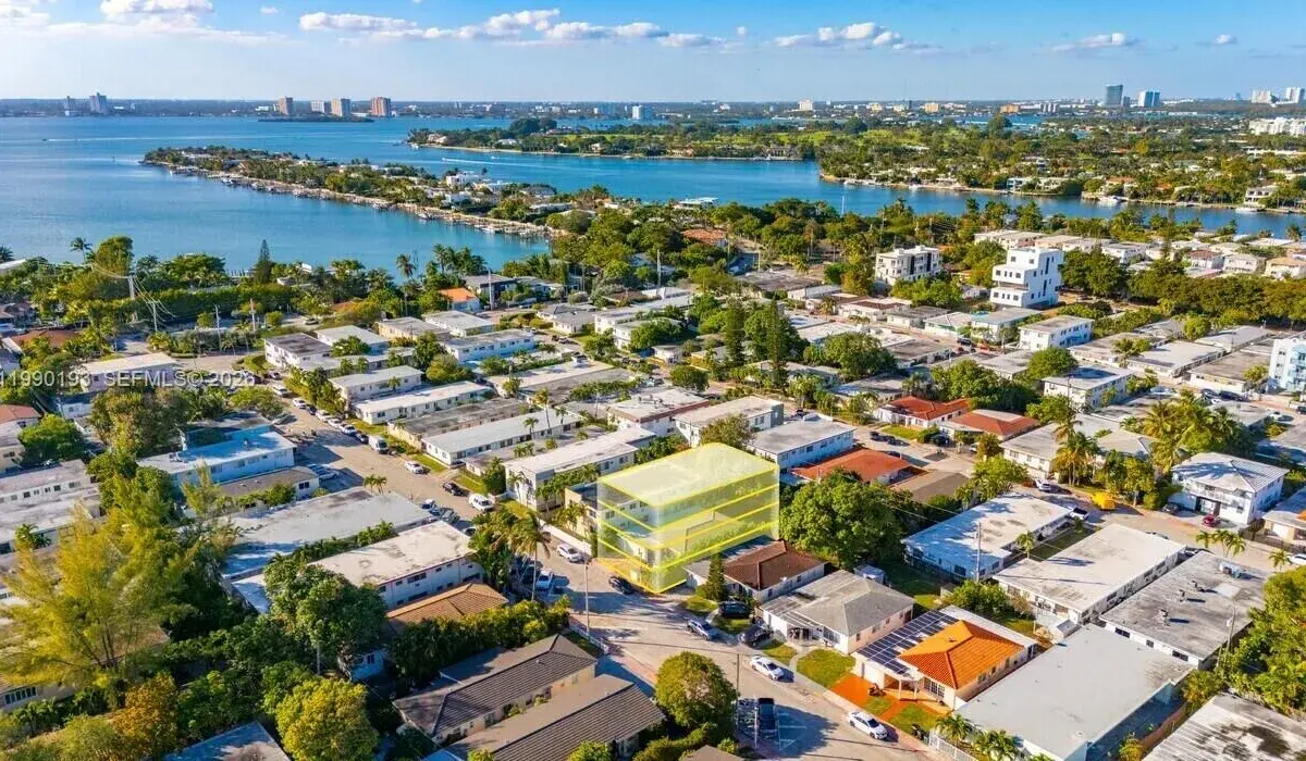 775 81st St, Miami Beach FL 33141