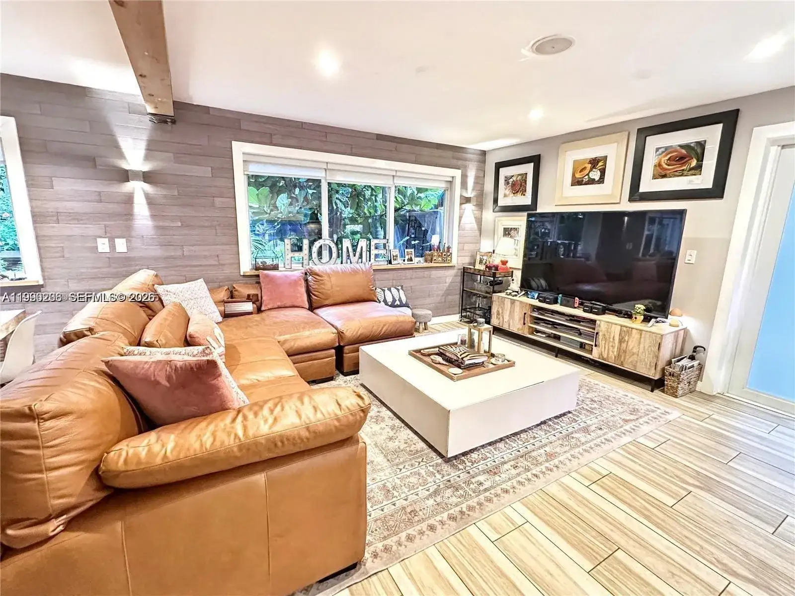 2 bedroom 2 bath Residential for sale at 1115 Meridian Ave, Miami Beach FL 33139