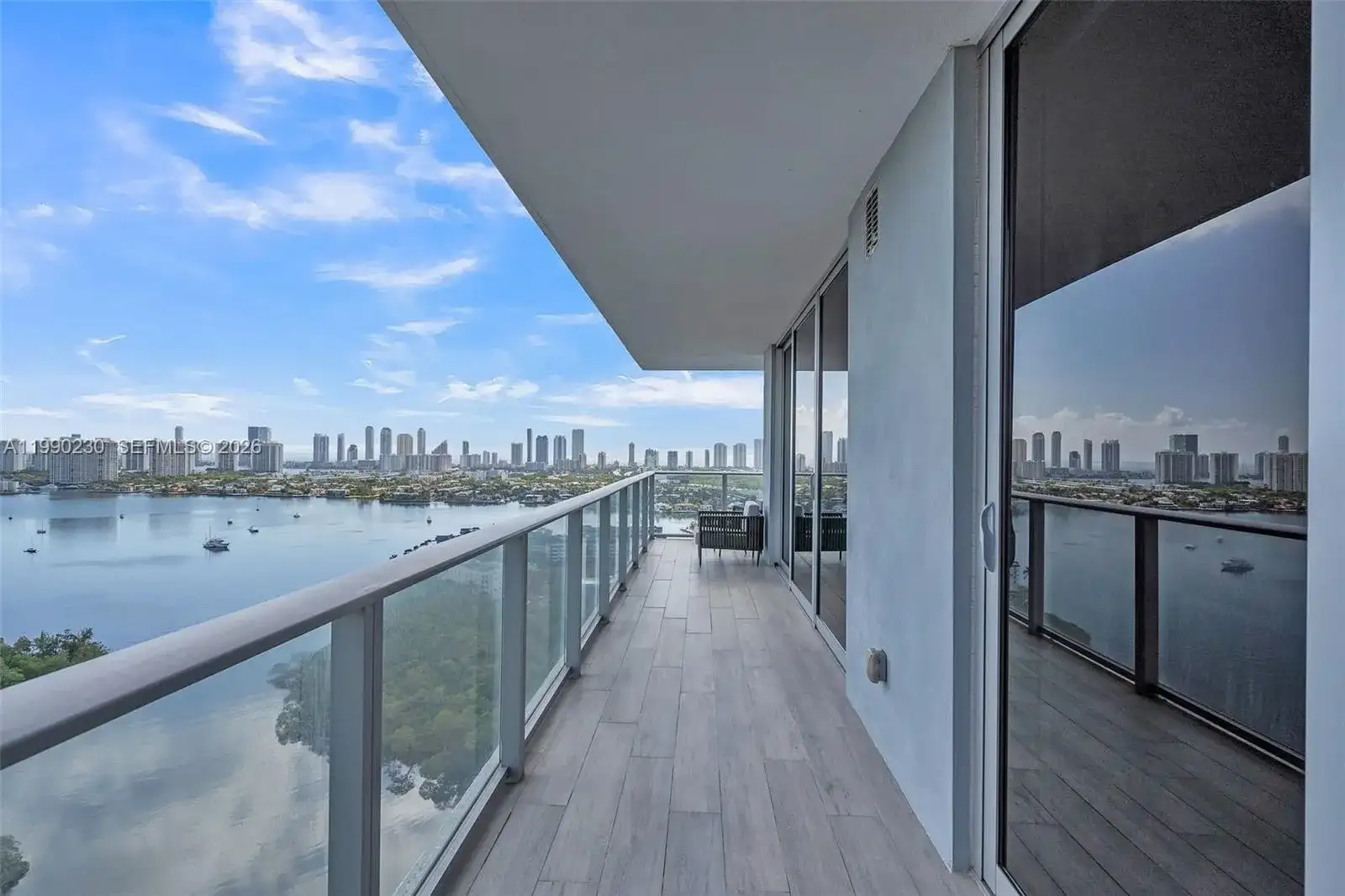 16385 Biscayne Blvd # 2707, North Miami Beach FL 33160 photo 3