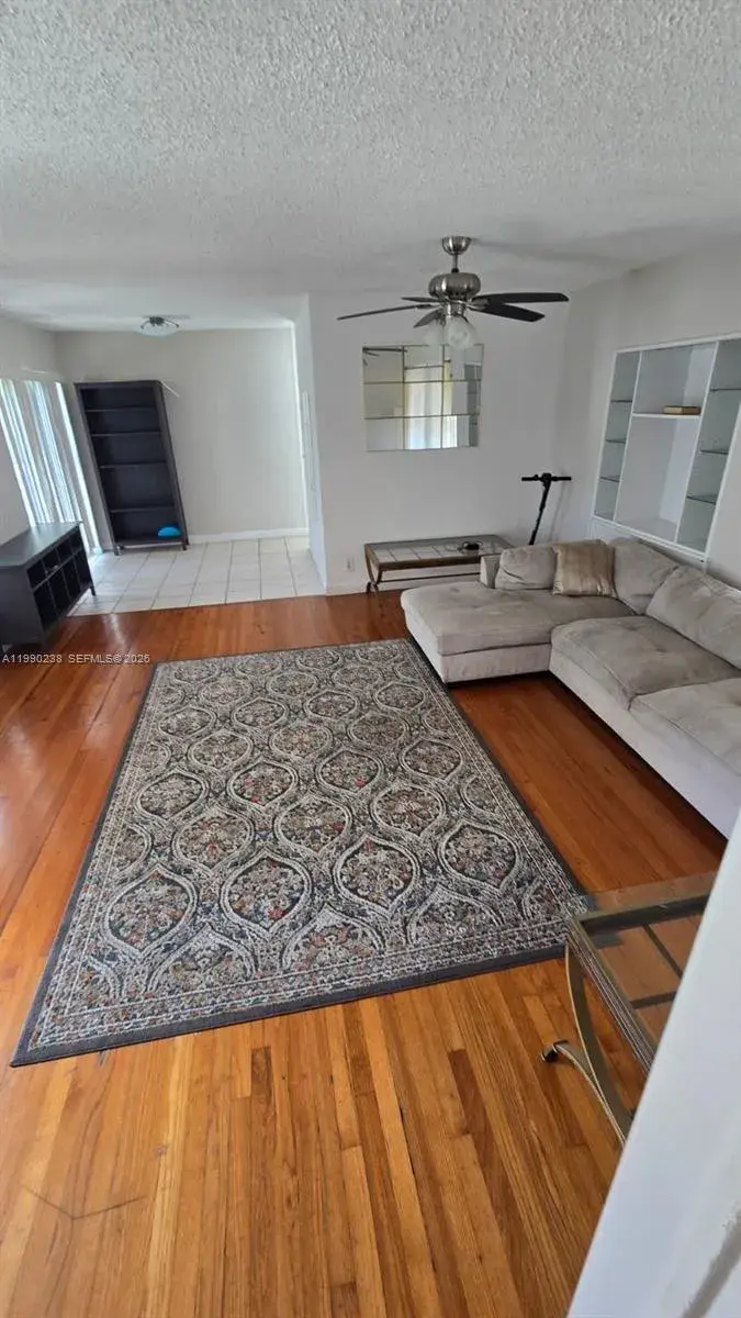 90 Isle Of Venice Dr # 9, Fort Lauderdale FL 33301