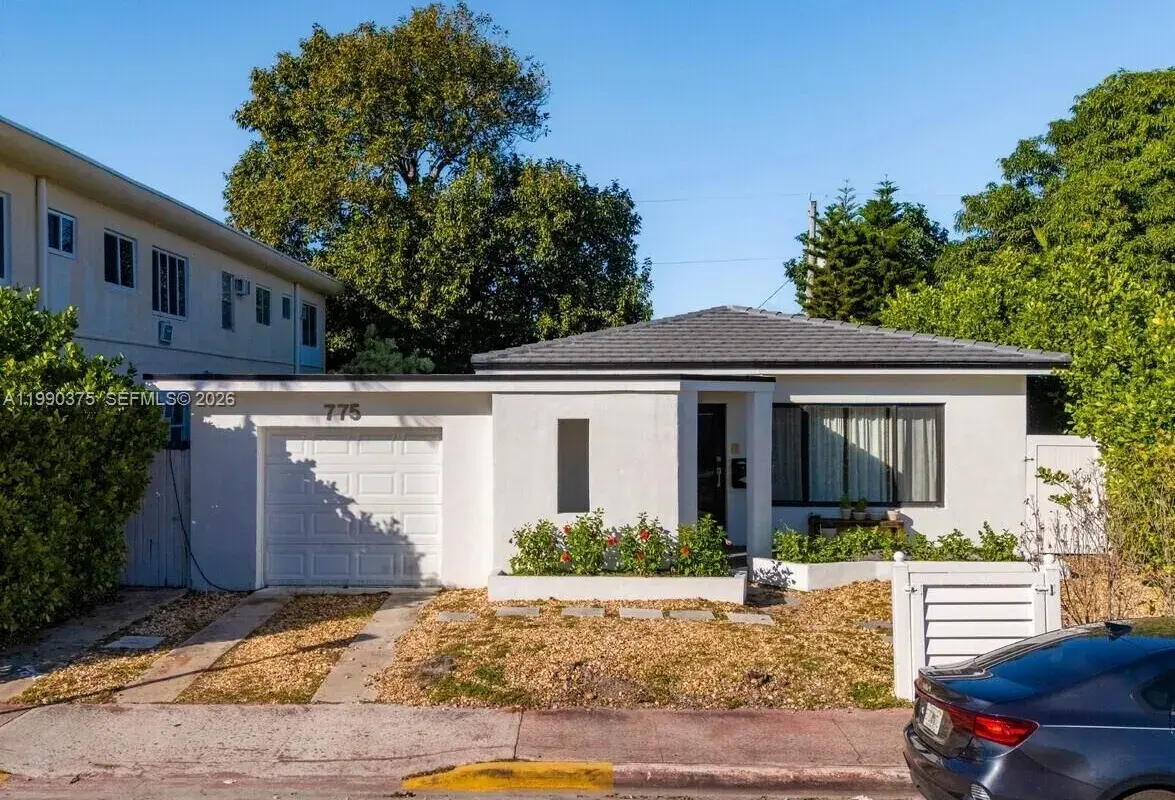 775 81st St, Miami Beach FL 33141