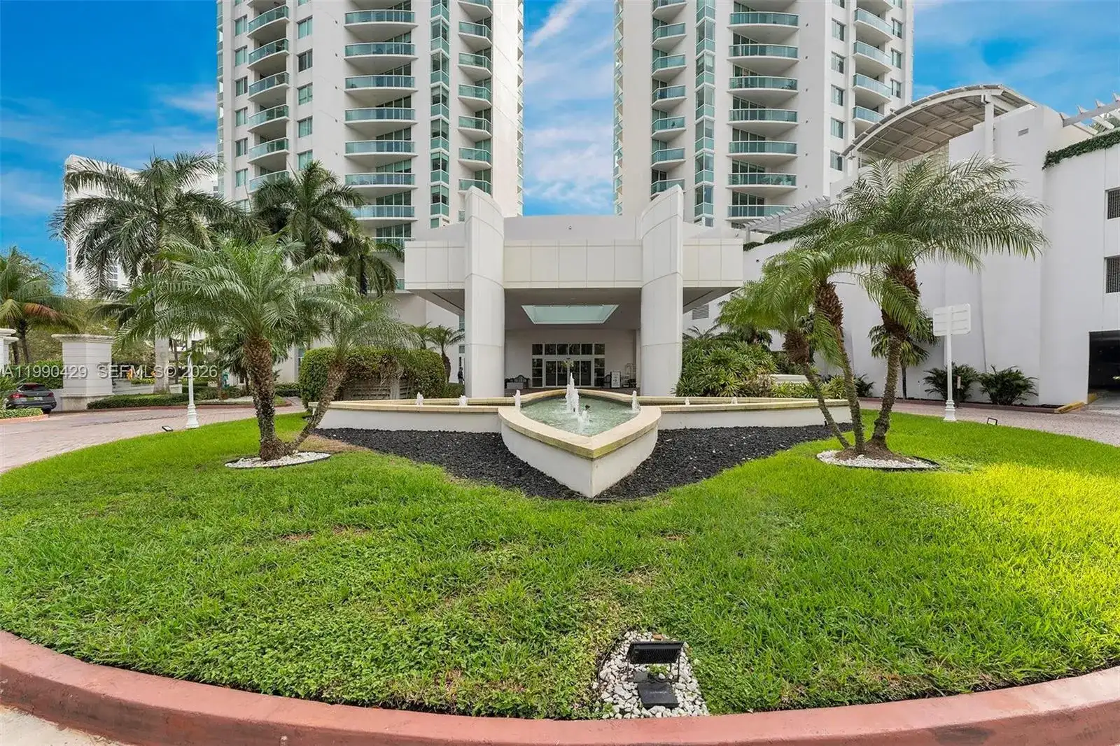19400 Turnberry Way # 2011, Aventura FL 33180 photo 4