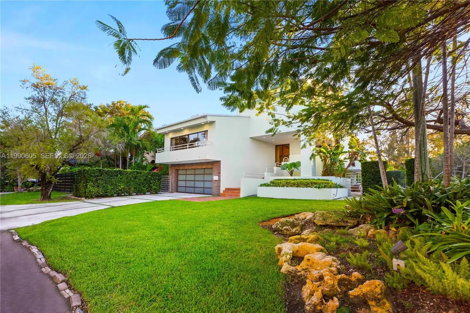 3520 Rockerman Rd, Miami FL 33133 photo 4