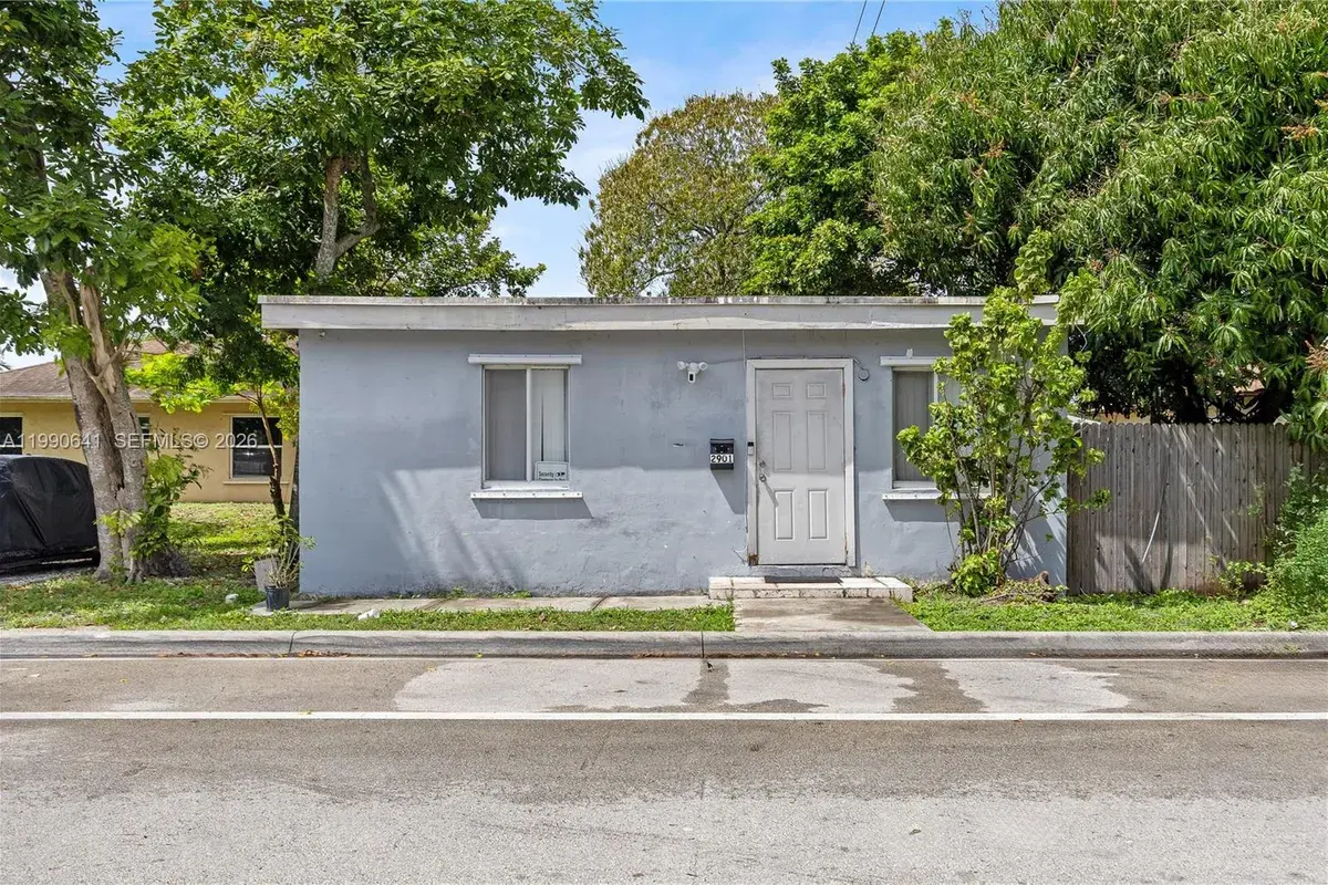 2901 Nw 9th Ct, Fort Lauderdale FL 33311
