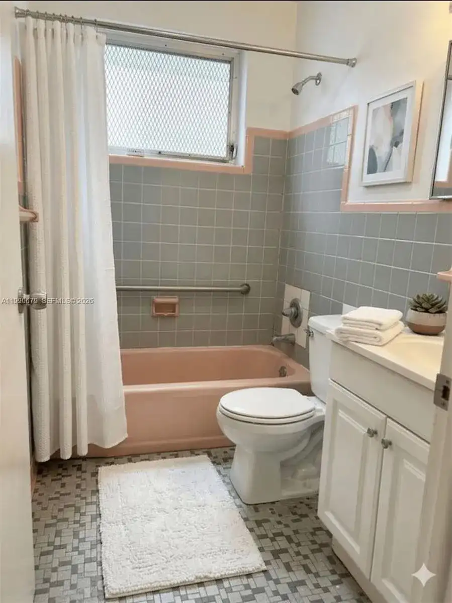 934 Meridian Ave # 7, Miami Beach FL 33139 photo 3