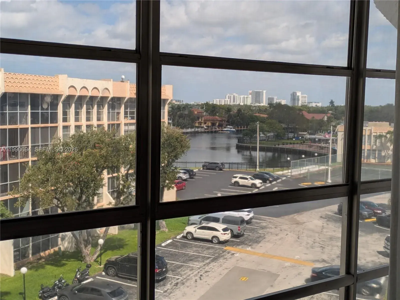 701 Three Islands Blvd # 510, Hallandale Beach FL 33009