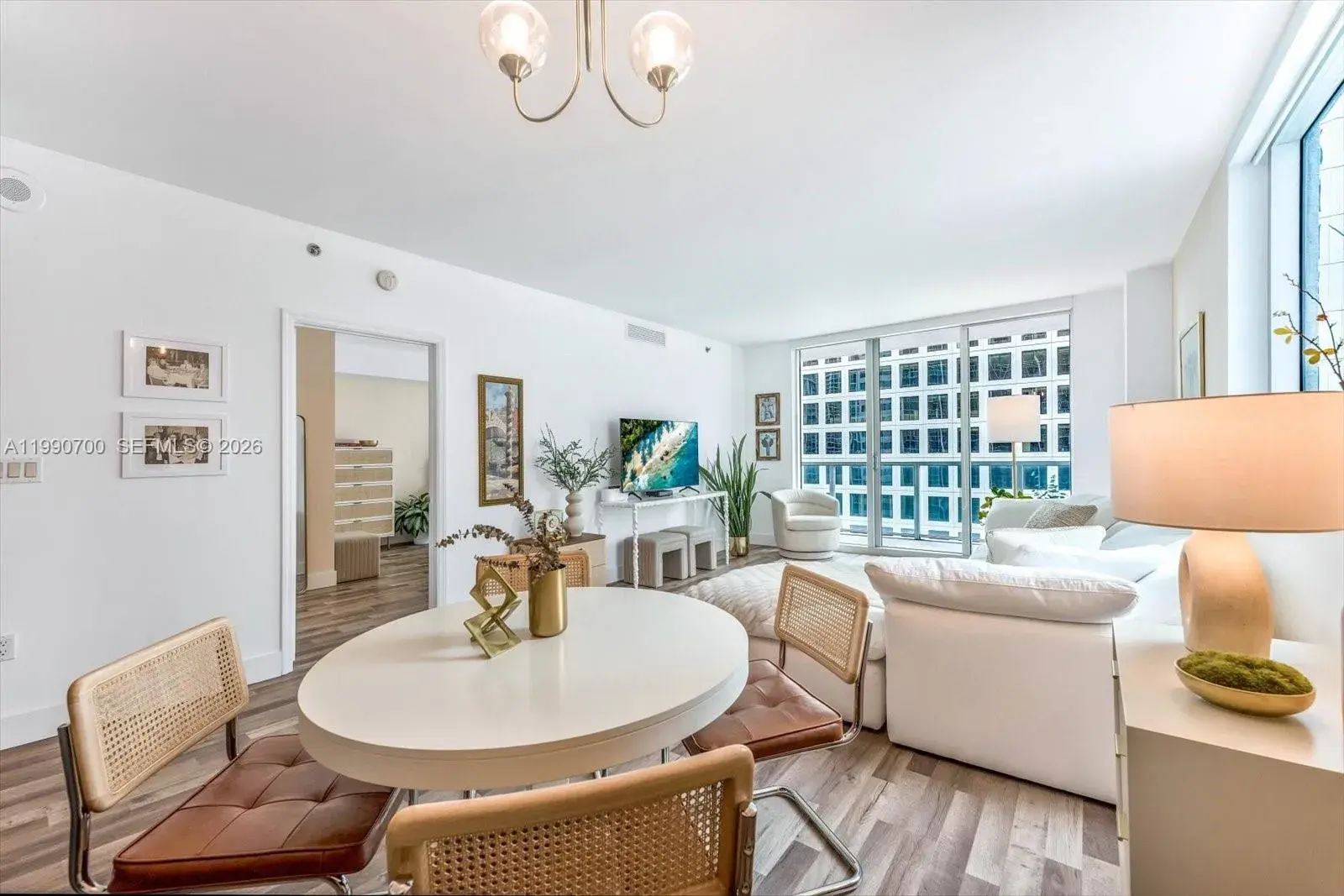500 Brickell Ave # 1810, Miami FL 33131