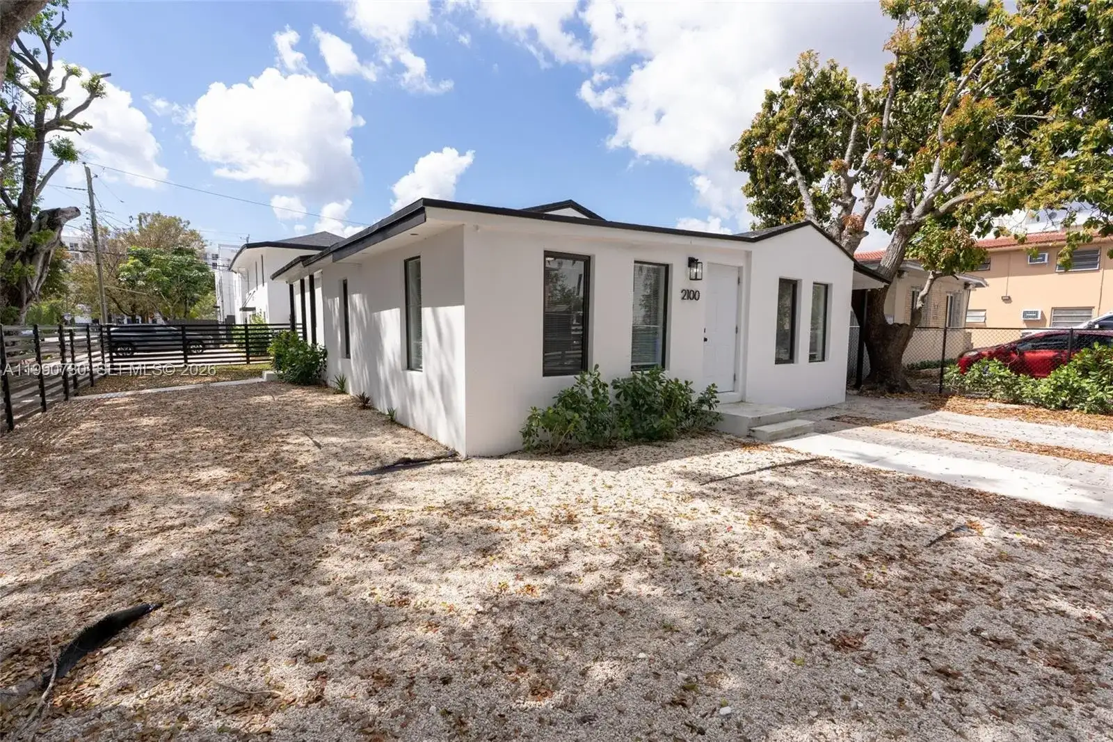 2100 SW 6th St, Miami FL 33135 photo 4