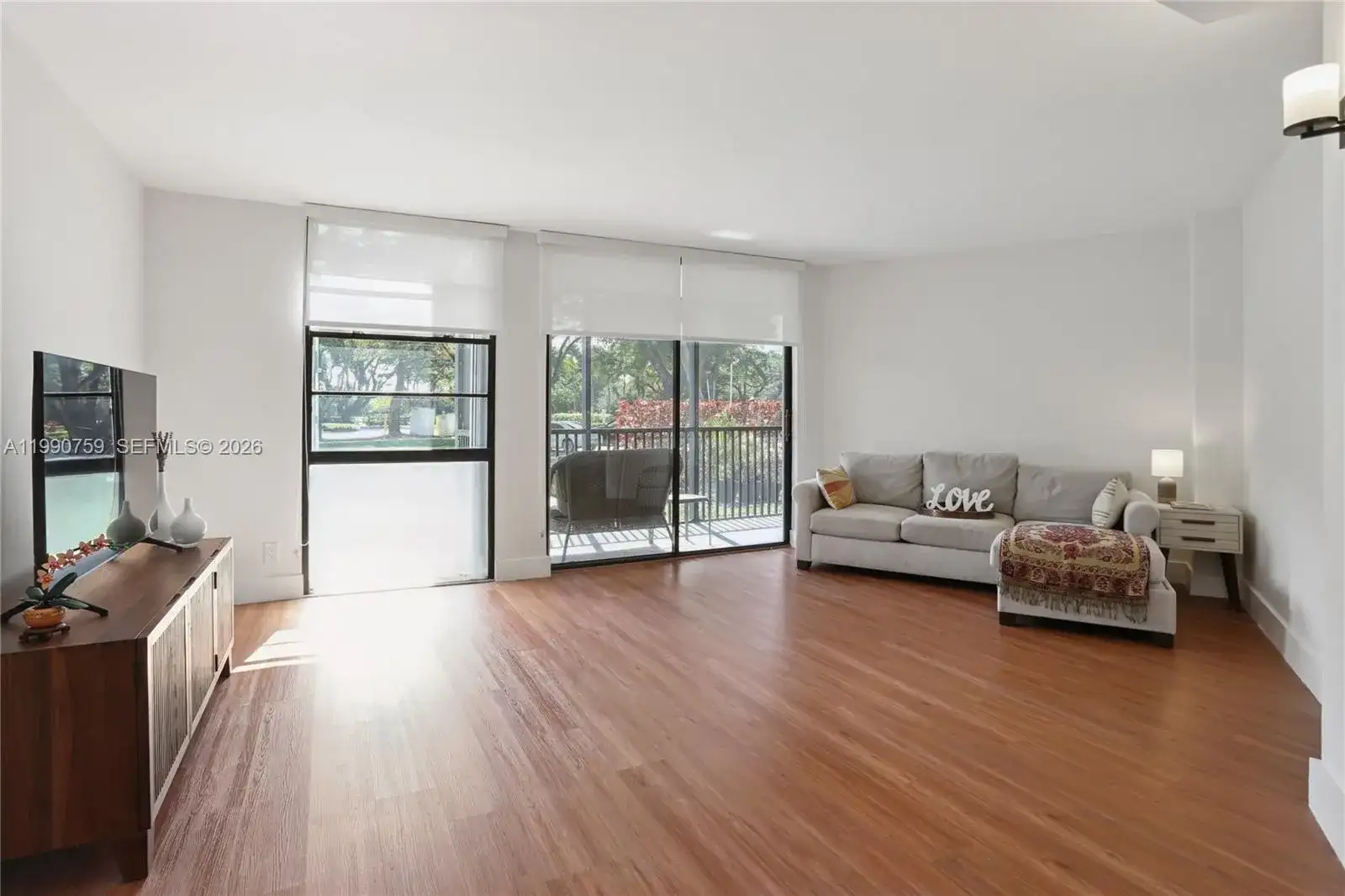 3101 N Country Club Dr # 102, Aventura FL 33180 photo 3