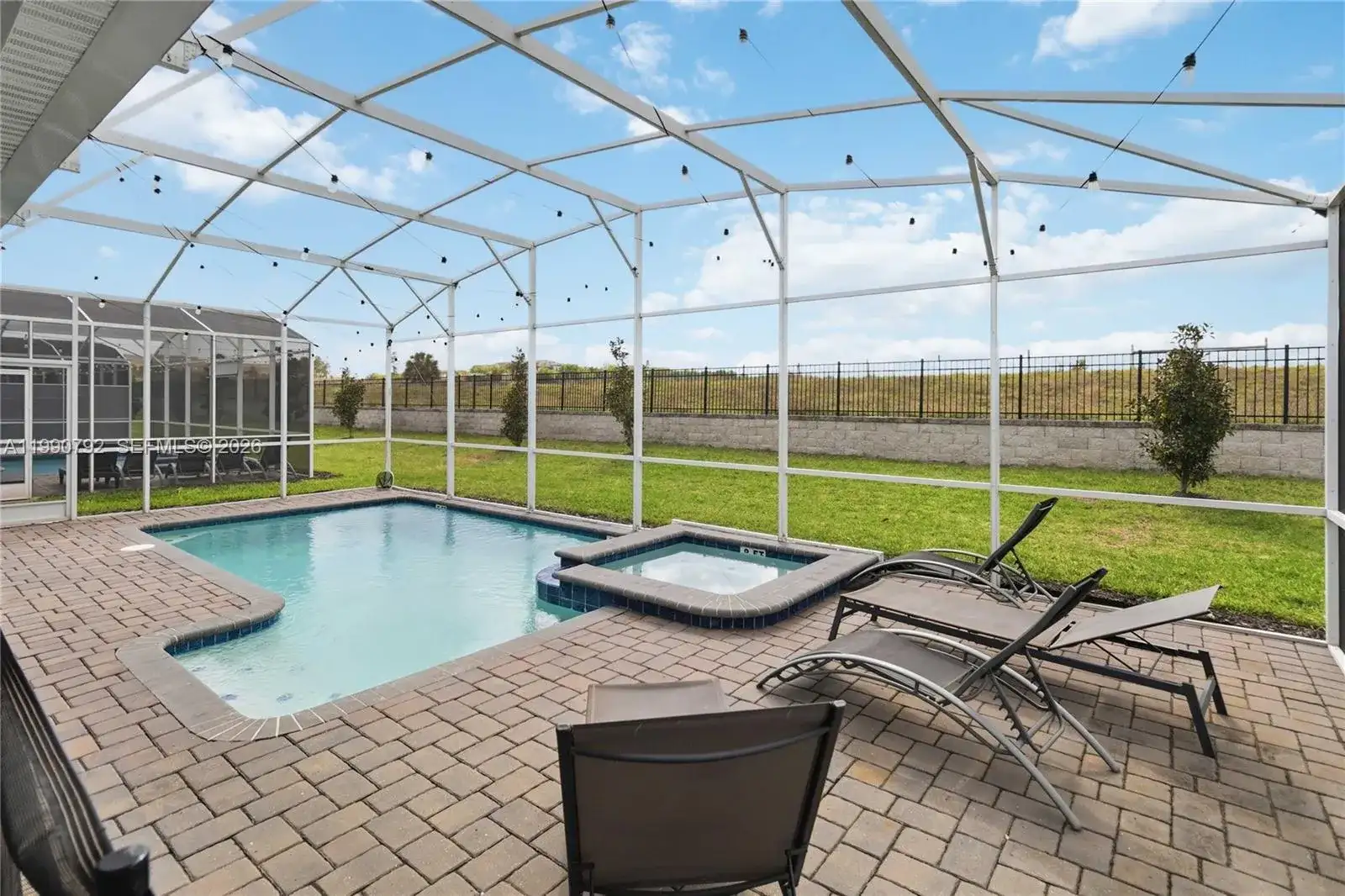 9114 Sommer, Davenport FL 33896 photo 5