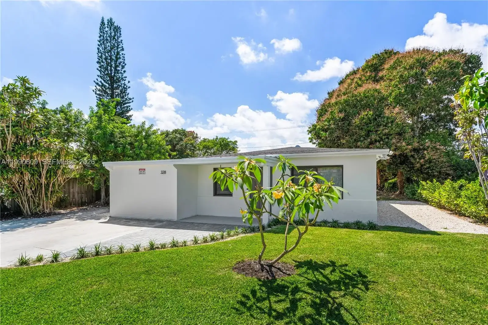 328 SW 11th Ave, Delray Beach FL 33444 photo 4