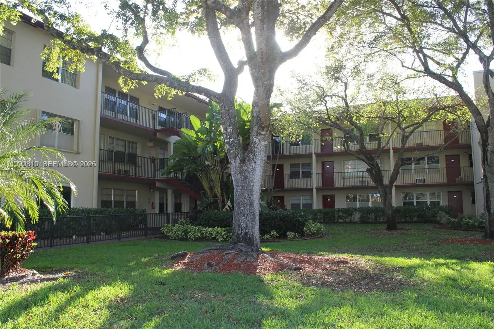200 SW 132nd Way # 104L, Pembroke Pines FL 33027 photo 3