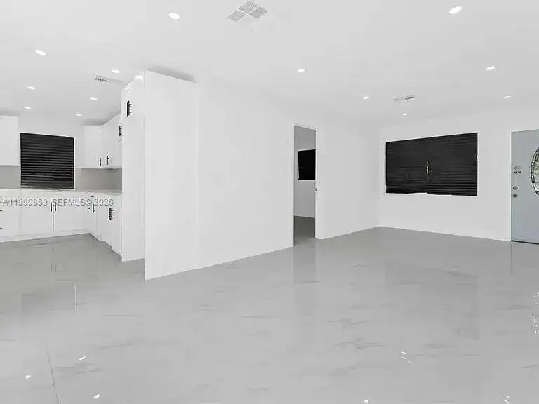 4900 NW 14th St, Lauderhill FL 33313 photo 4