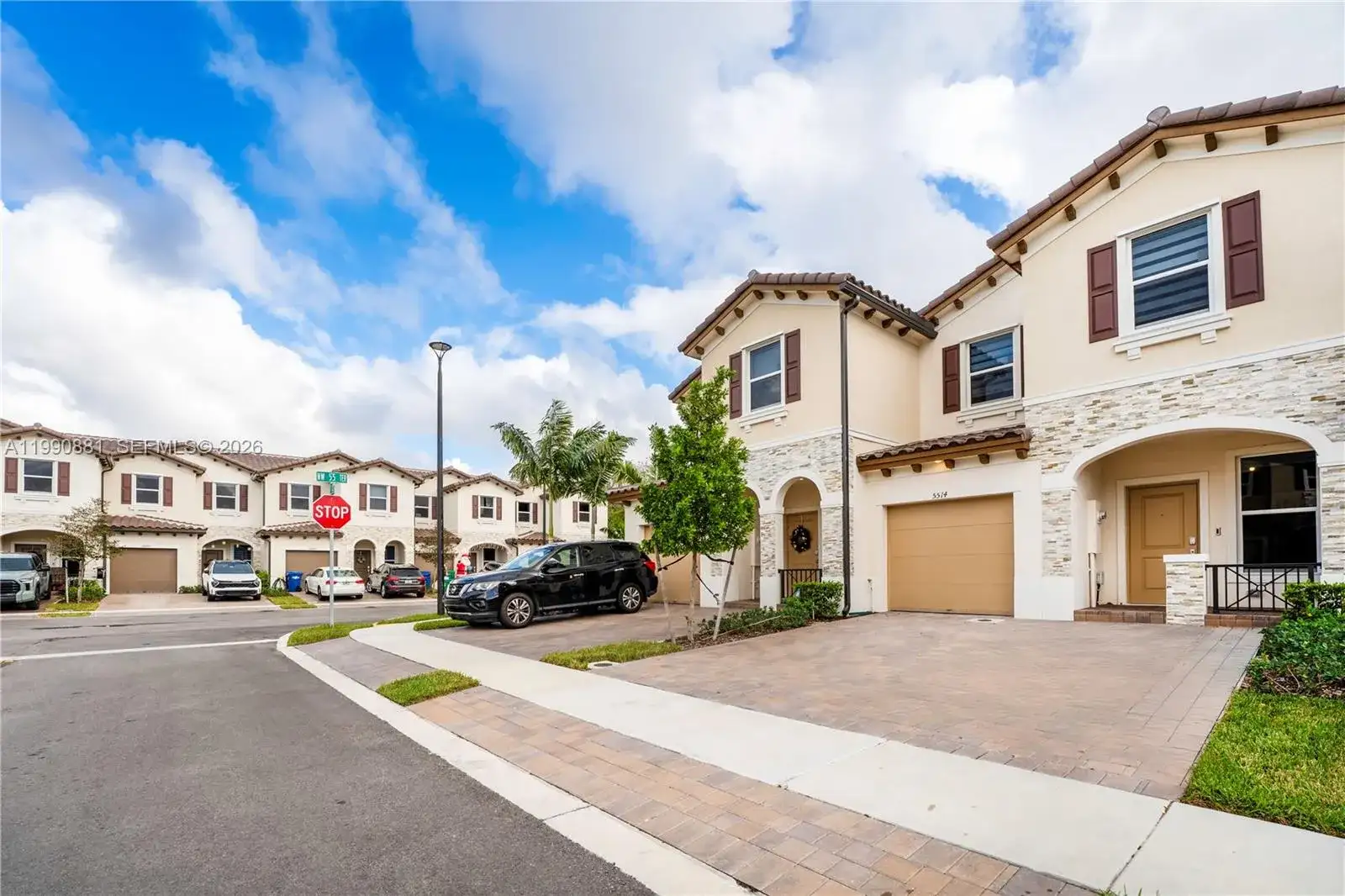 5514 NW 27th St, Lauderhill FL 33313 photo 3