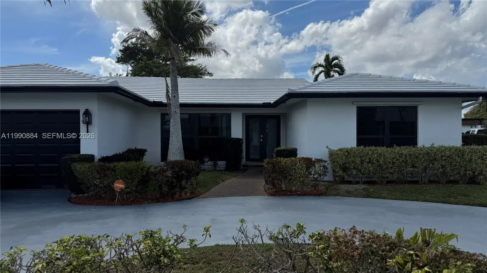4905 Bayberry Ln, Tamarac FL 33319