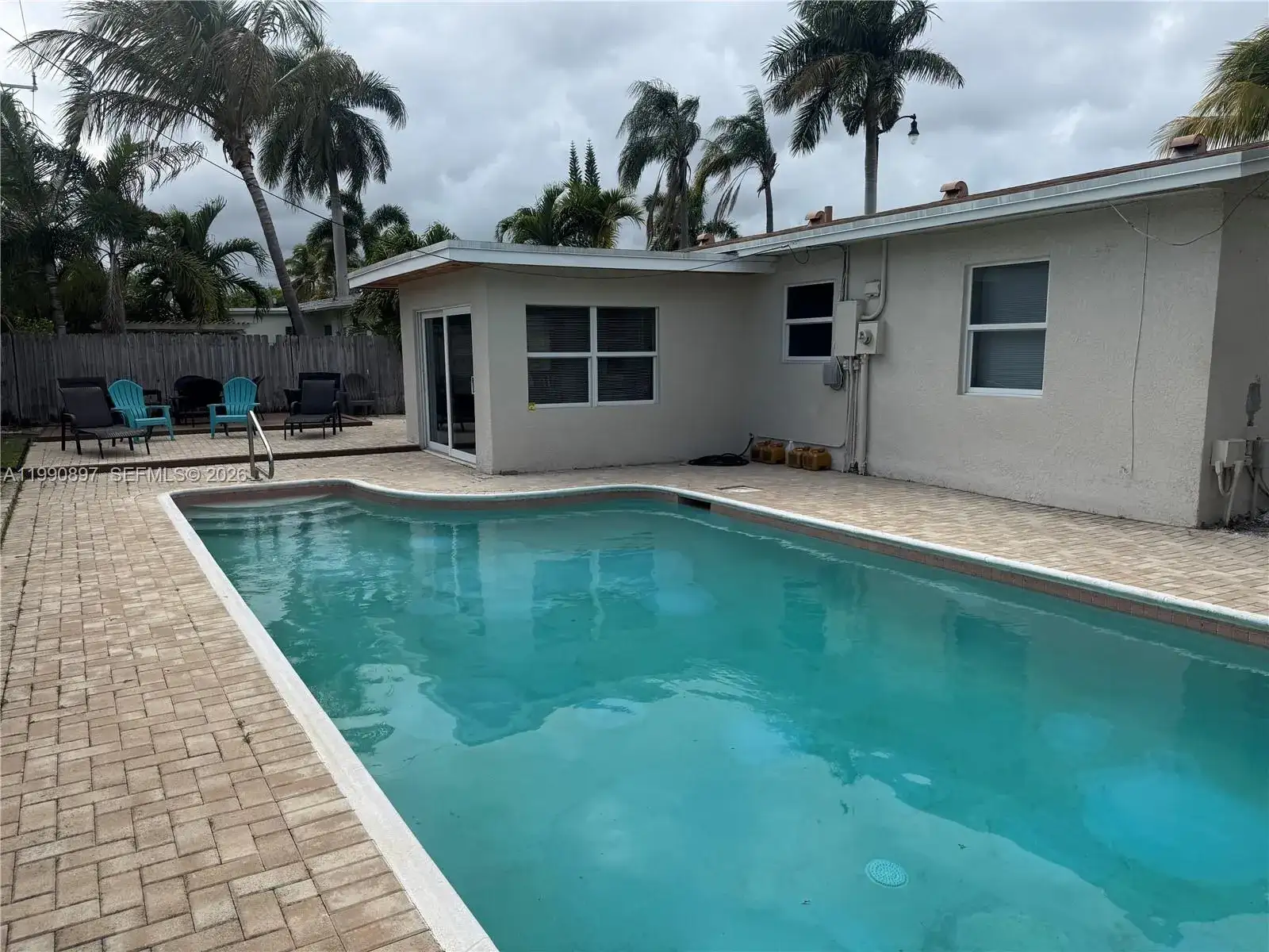1460 NE 30th Ct, Pompano Beach FL 33064 photo 2