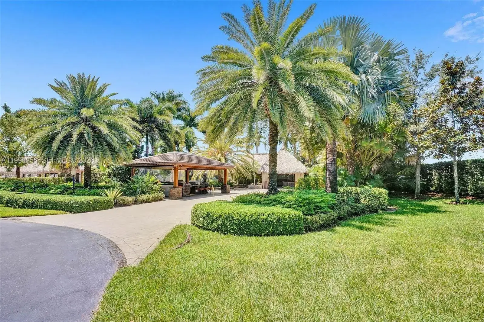 224 N Cortez Dr, Margate FL 33068 photo 4