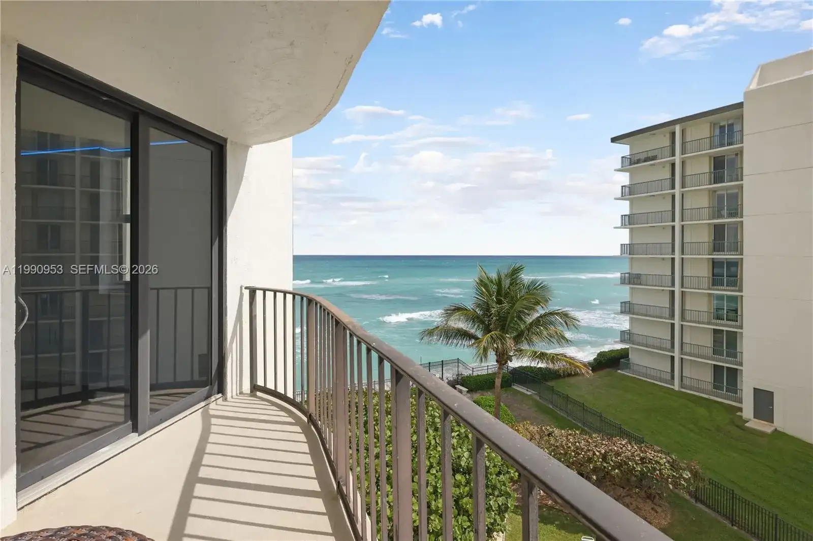5420 N Ocean Dr # 504, Singer Island FL 33404 photo 2