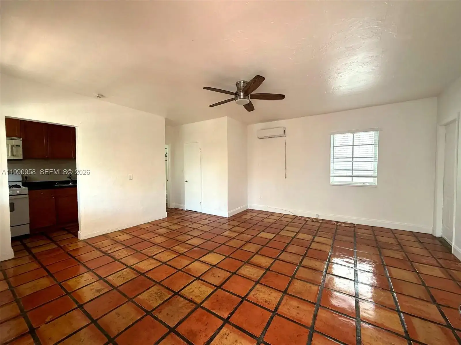 609 76th st, Miami Beach FL 33141 photo 3