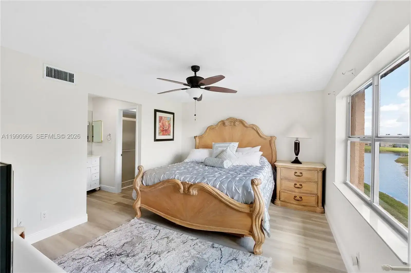 9201 Sunrise Lakes Blvd # 304, Sunrise FL 33322 photo 5