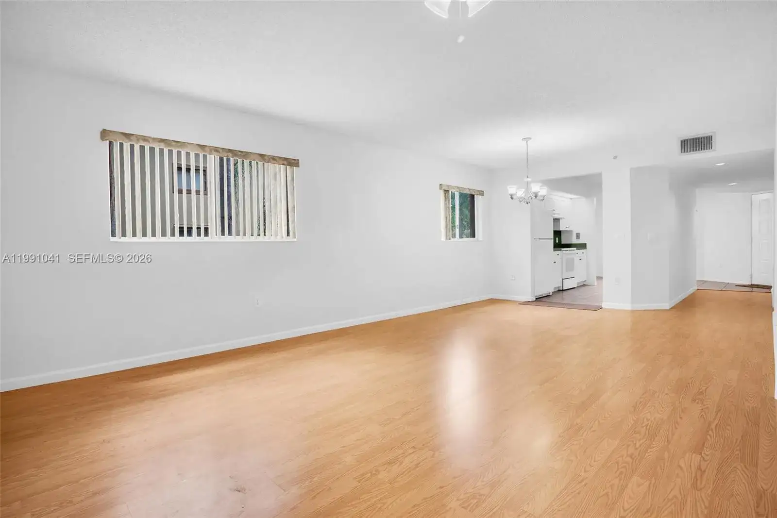 900 SW 142nd Ave # 115L, Pembroke Pines FL 33027 photo 2
