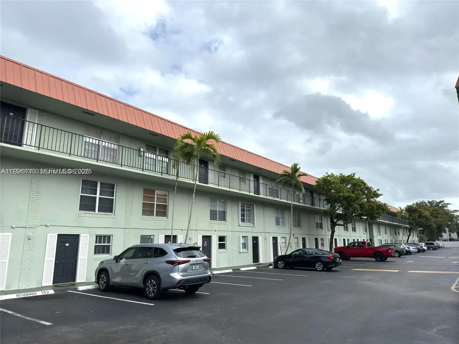 805 W Oakland Park Blvd # D19, Oakland Park FL 33311 photo 3