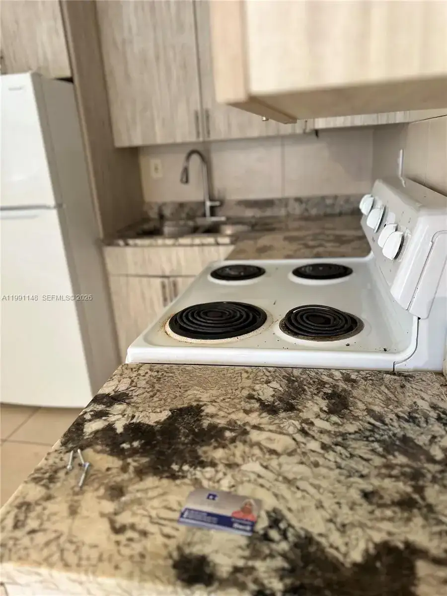 12890 NE 8th Ave # 107, North Miami FL 33161 photo 2