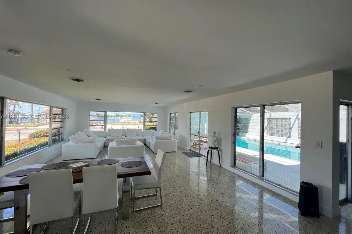 750 Polk St, Hollywood FL 33019