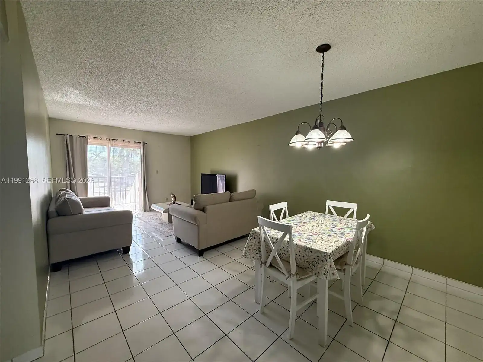 1800 W 54th St # 108, Hialeah FL 33012 photo 2