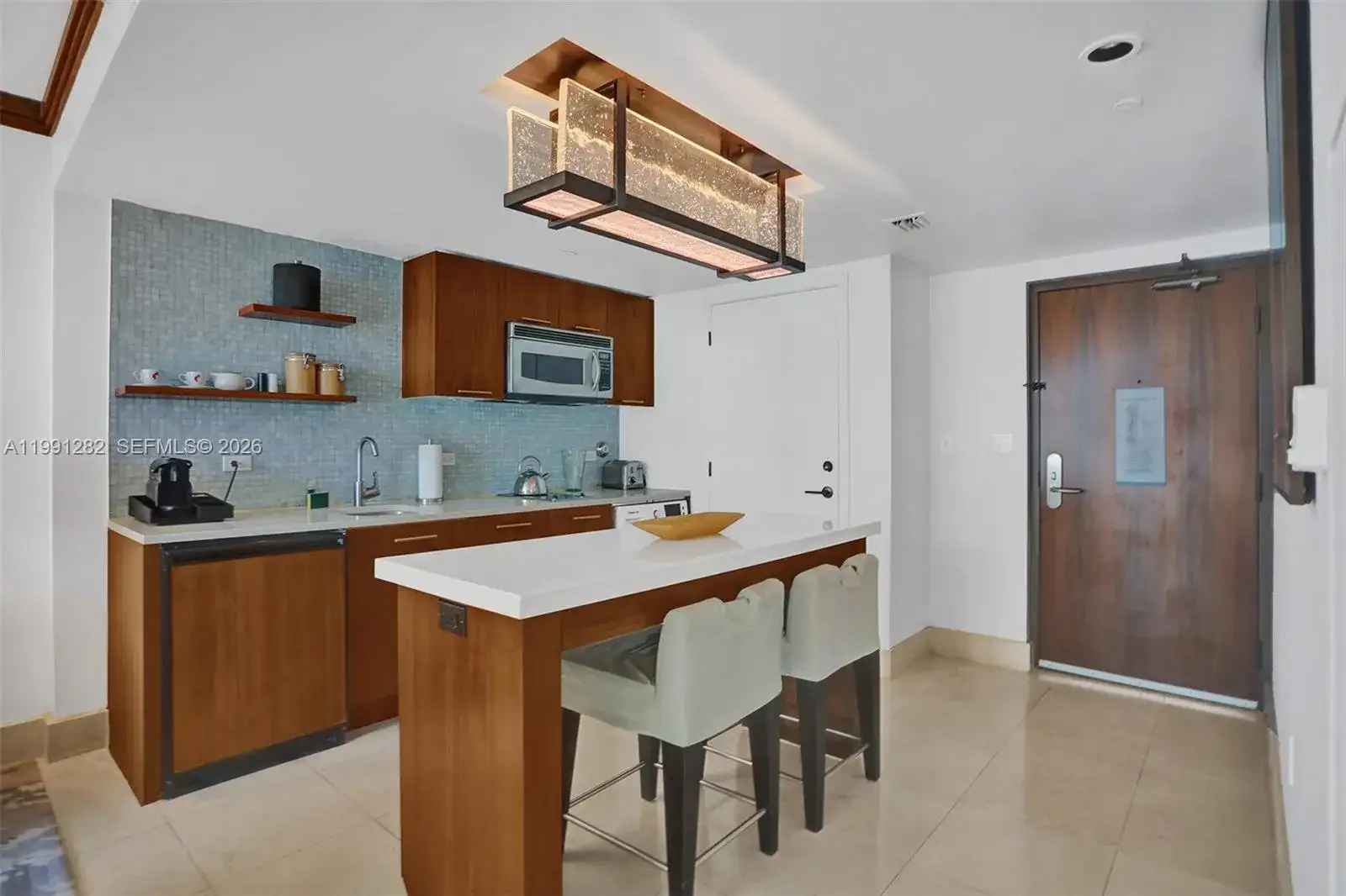 6801 Collins Ave # 314, Miami Beach FL 33141 photo 2