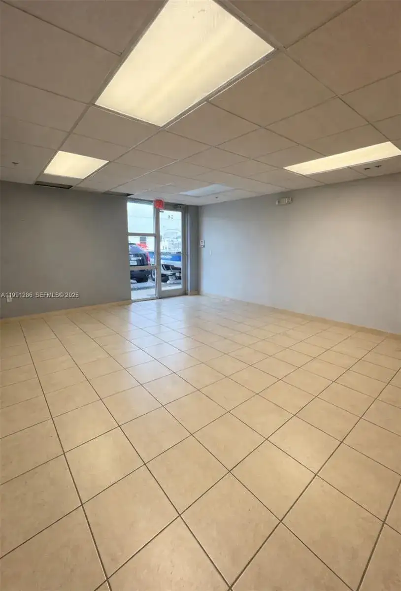 2365 NW 70th Ave # 7, Miami FL 33122 photo 4