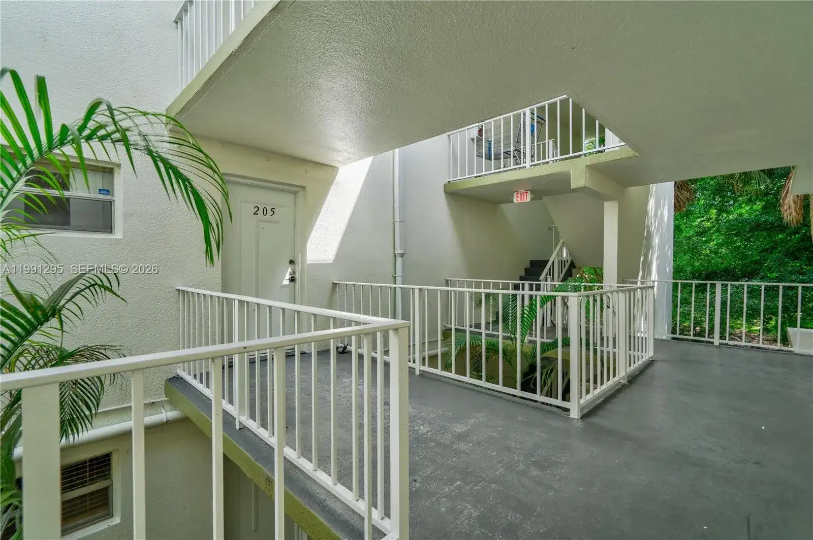 4205 N University Dr # 205, Sunrise FL 33351 photo 2