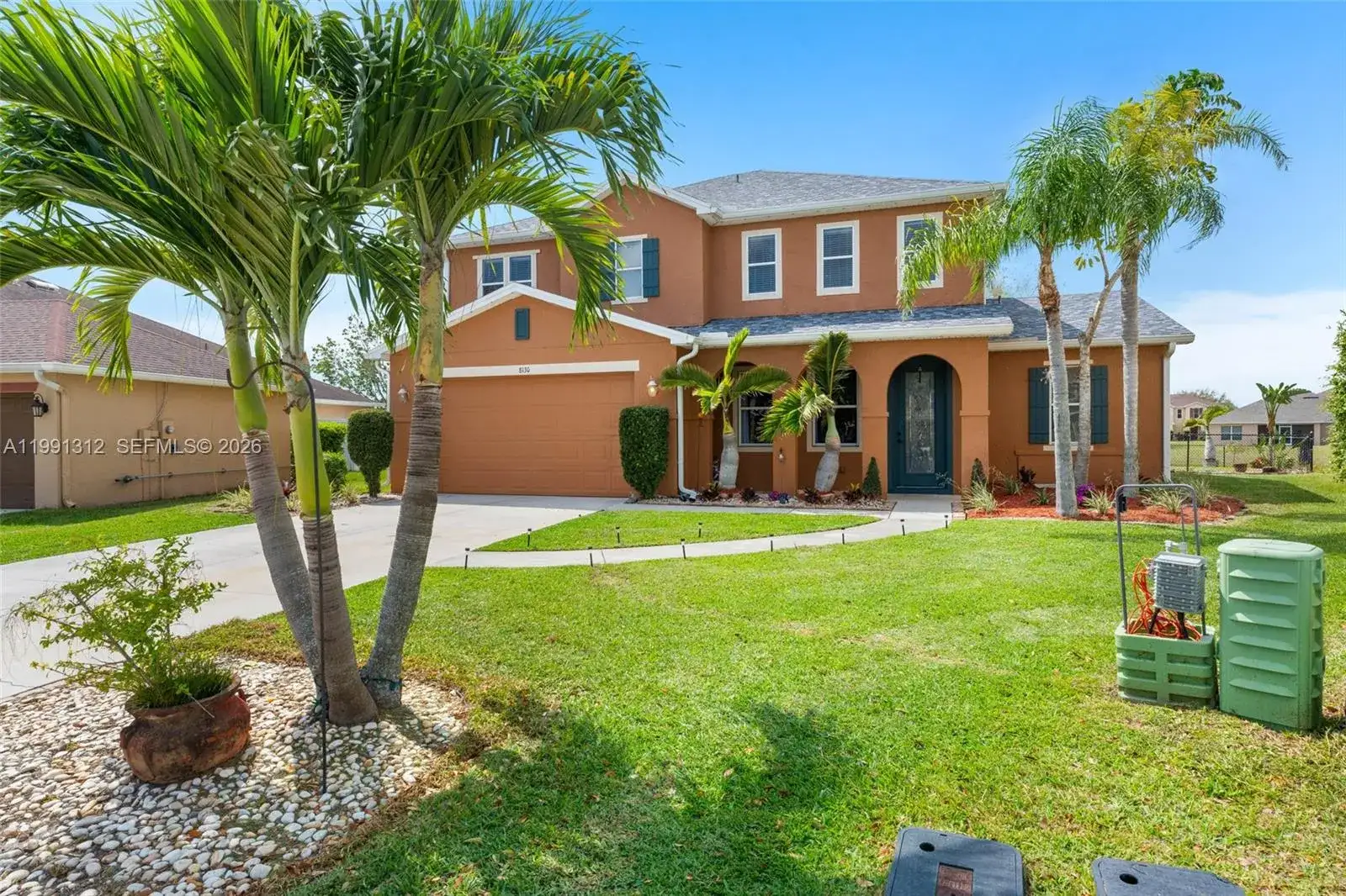 8130 blue daze ct, Lehigh Acres FL 33972 photo 2