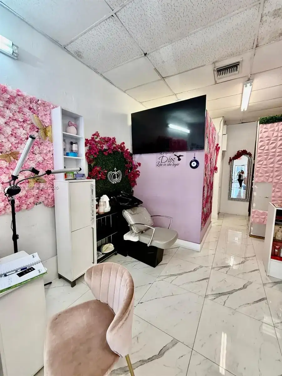1569 W OKEECHOBEE RD HIALEAH, Hialeah FL 33010 photo 2
