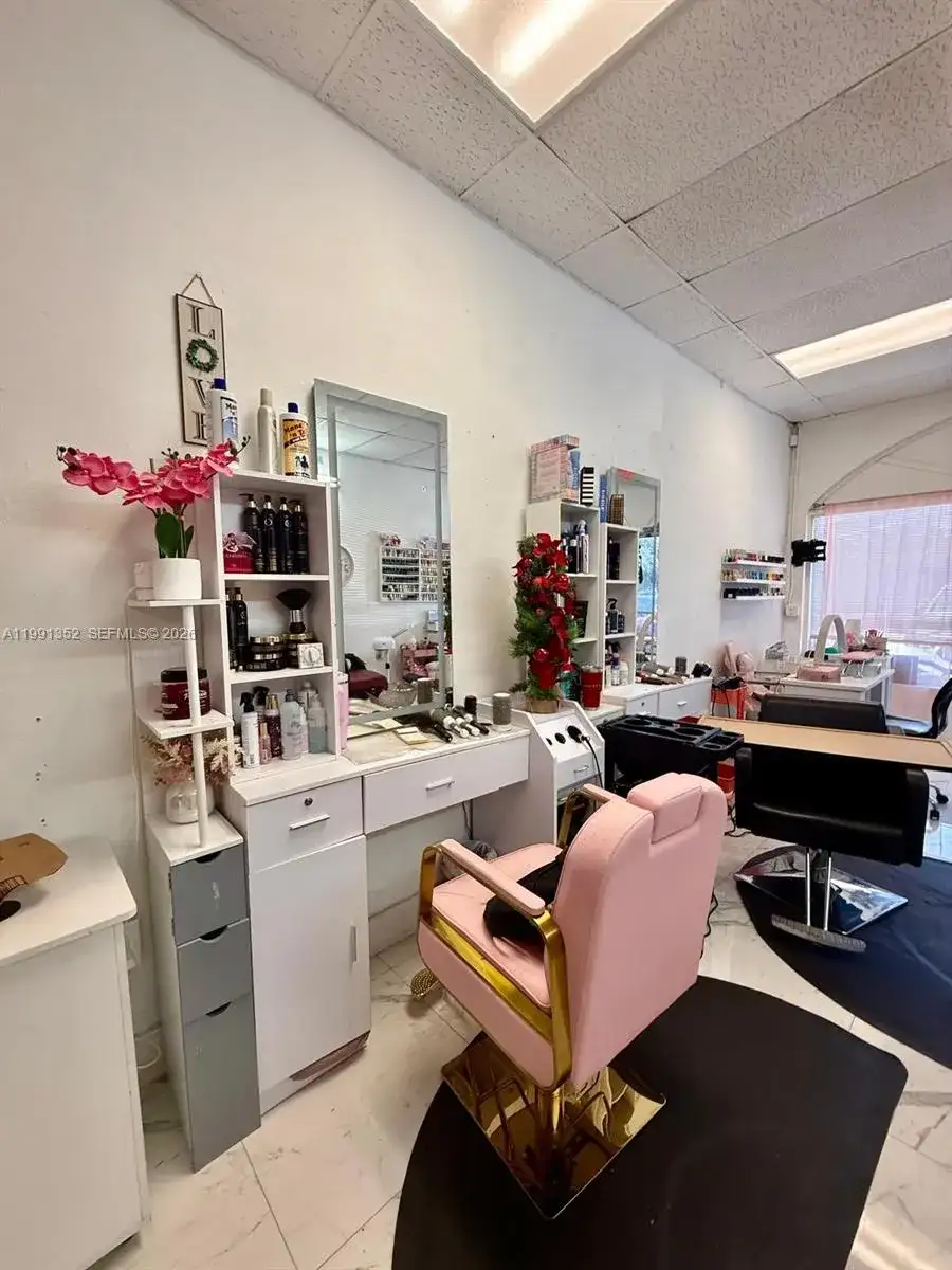 1569 W OKEECHOBEE RD HIALEAH, Hialeah FL 33010 photo 5