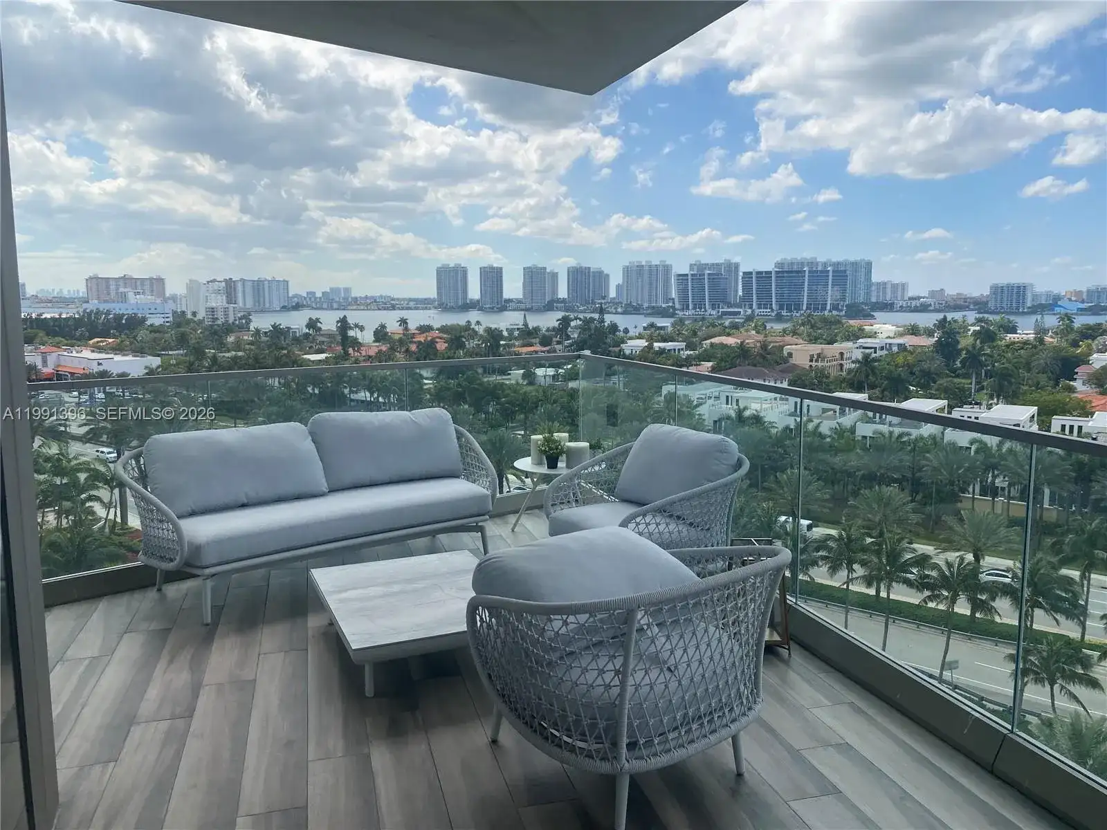 18975 Collins Ave # 605, Sunny Isles Beach FL 33160 photo 4